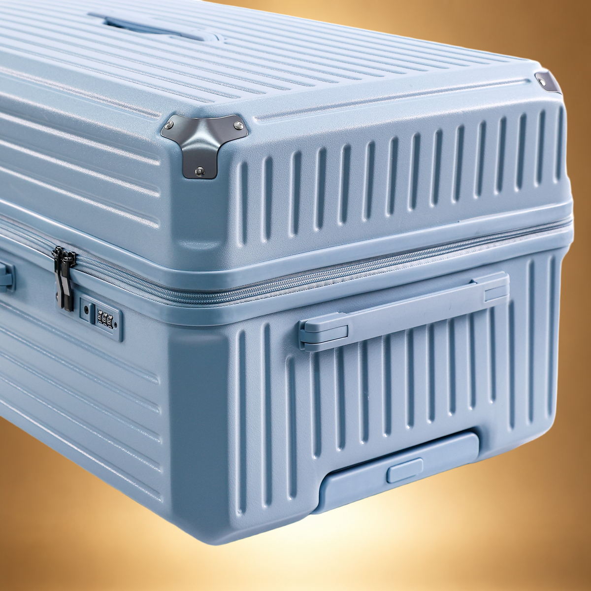 Trochi Charles Trunk — Arctic Blue — product view